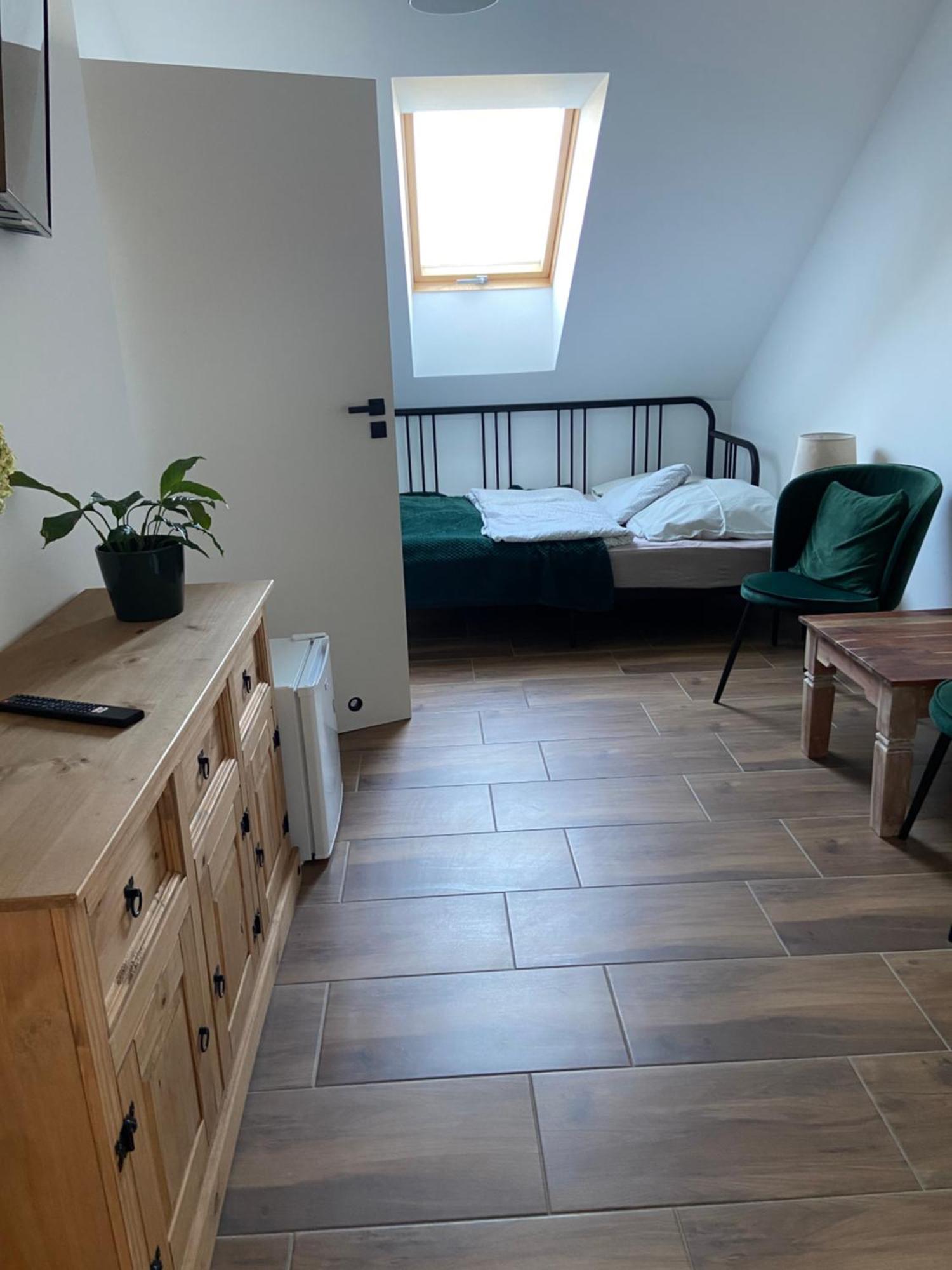 Zacisze Bed & Breakfast Karczmiska Pierwsze Exterior photo